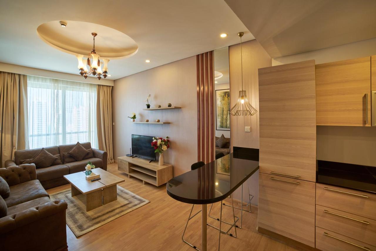 Afaq Tower Apartment Manama Exterior photo